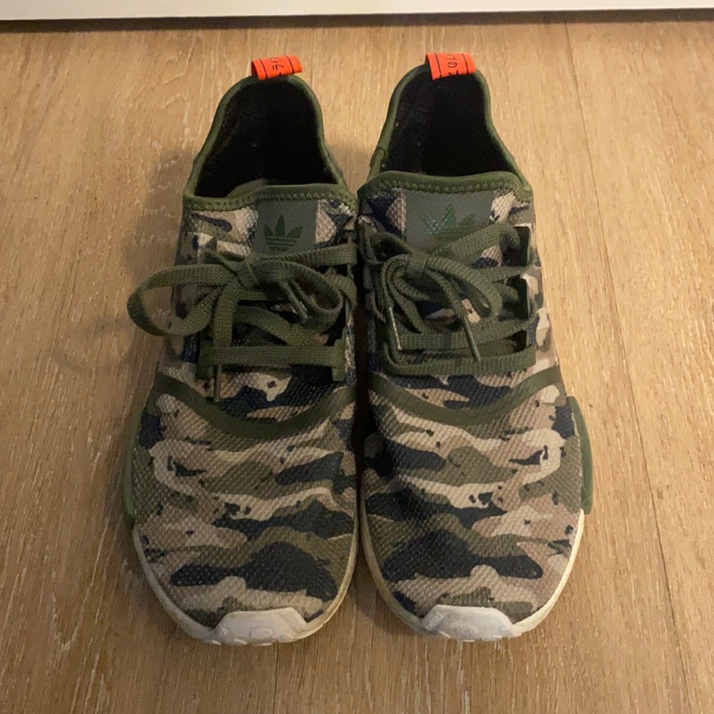 Men’s size 9.5 adidas NMD